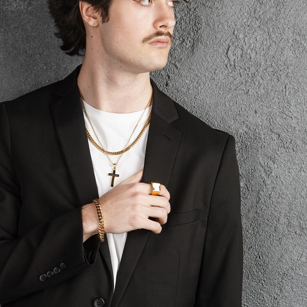 Gold Engravd Cross Necklace - Image 4