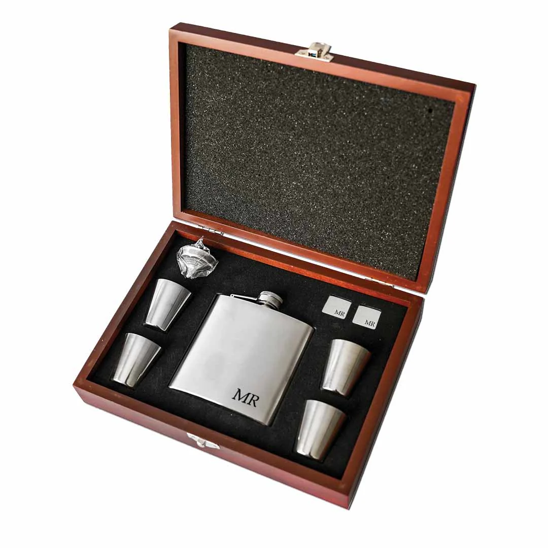 Premium Stainless Steel Hip Flask and Cuff Link set Giftbox